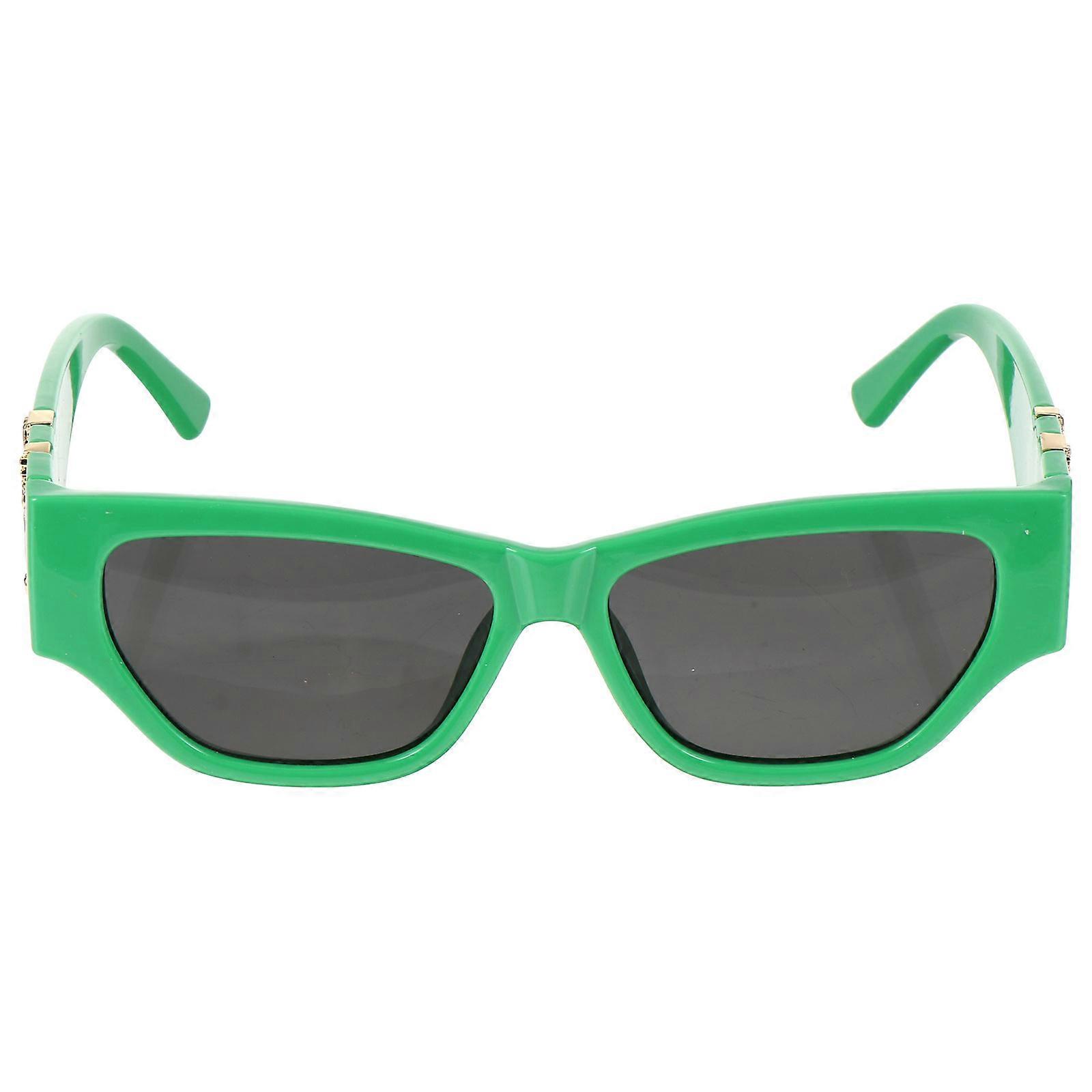 Here's a refined and engaging product description for your **Retro Cat Eye Sunglasses**:
### **Vintage Style Retro Cat Eye Sunglasses with