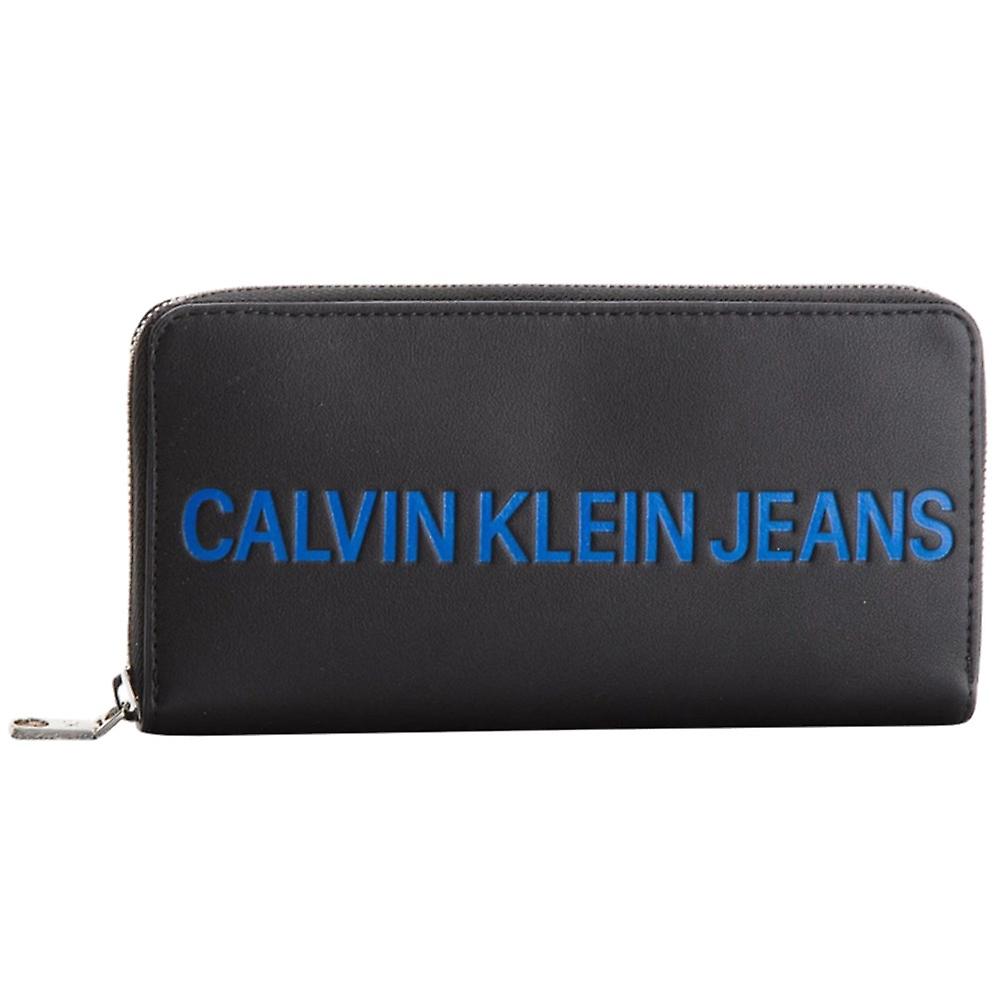 Calvin Klein Sculpted K40K400408 women