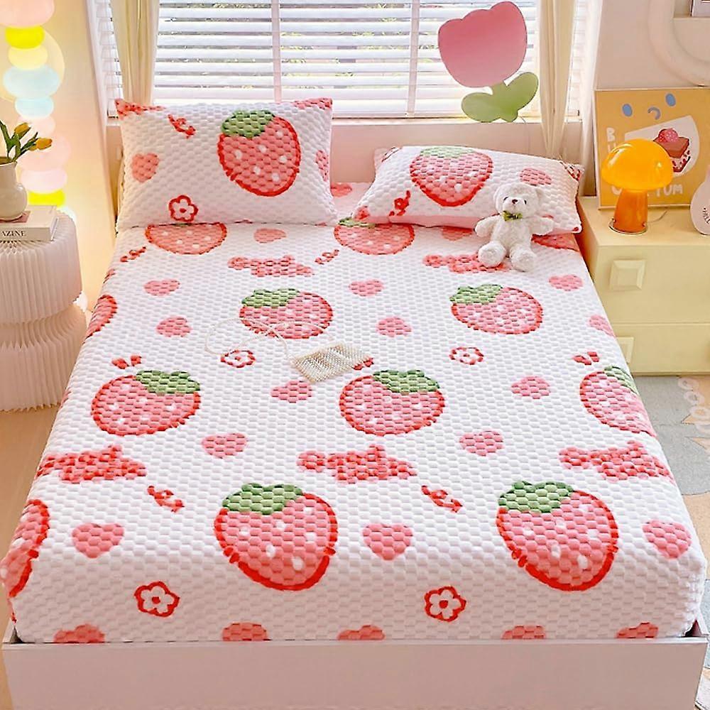 Fleece Fitted Sheet Full Size Ultra Soft Deep Pocket 15'' Plush for Winter Bed – Strawberry Design