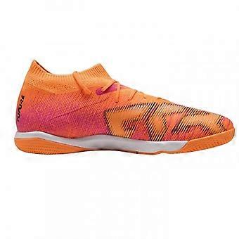 Tênis de futebol indoor Puma Mens Future 8 Match, design plano.