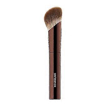 Ambient Glow Tapered Foundation Brush