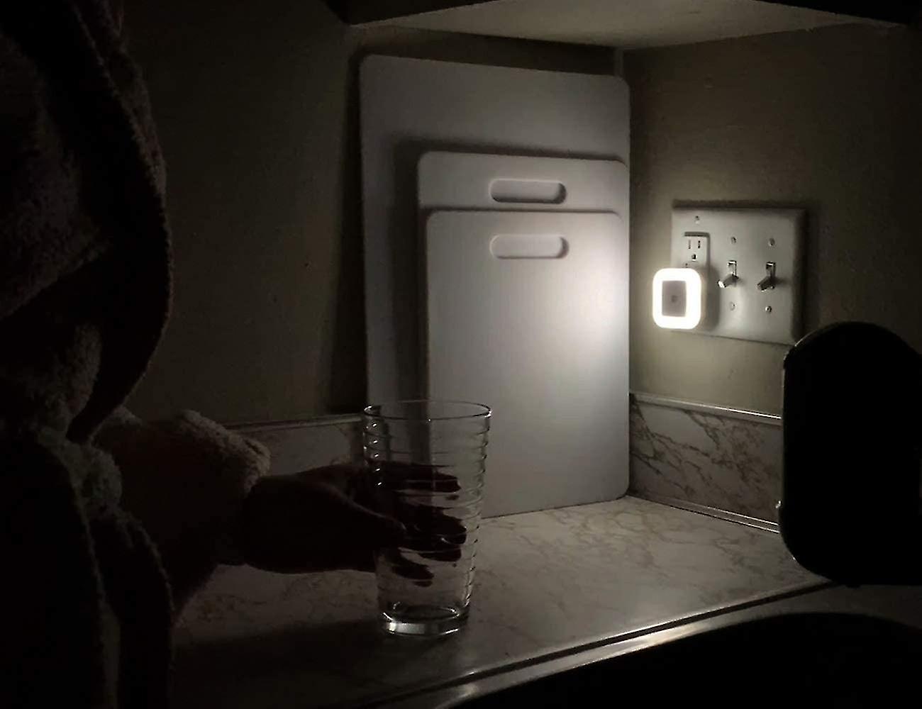 Led Night Light With Sensor For Twilight And Twilight For Home 6-pack