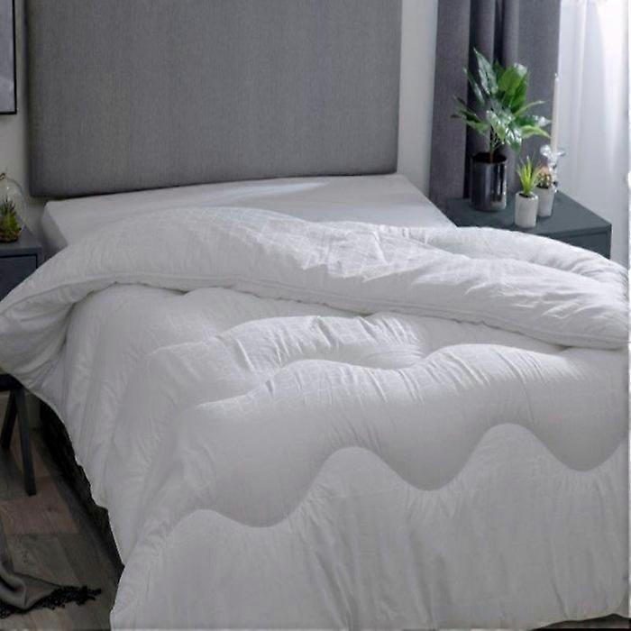 Belledorm Hotel Suite 13.5 Tog Filled Duvet