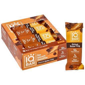 IQBAR, barra de proteína vegetal, sabor a mantequilla de cacahuete y trocitos de chocolate, 12 barras de 45 g cada una.