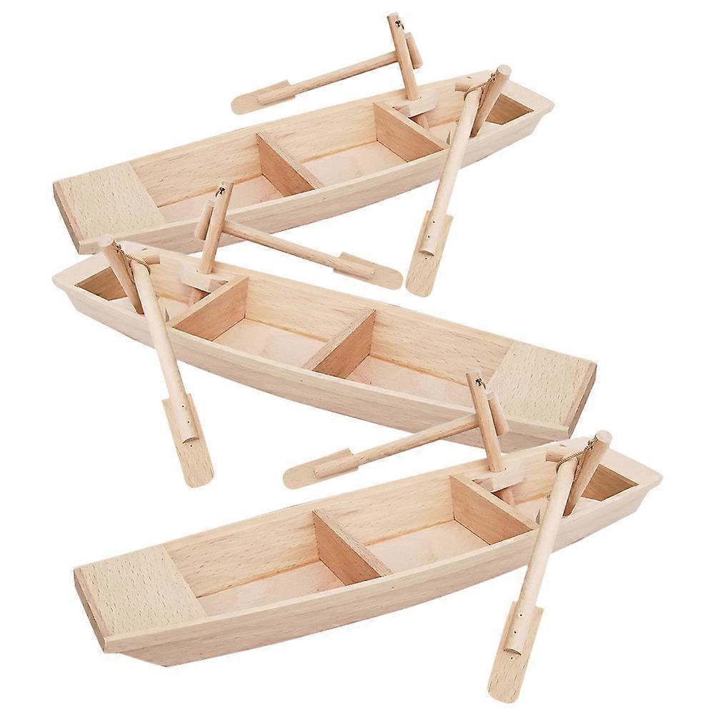 Trebåtmodell for å lage 12 stk. uferdige treseilbåtpynt