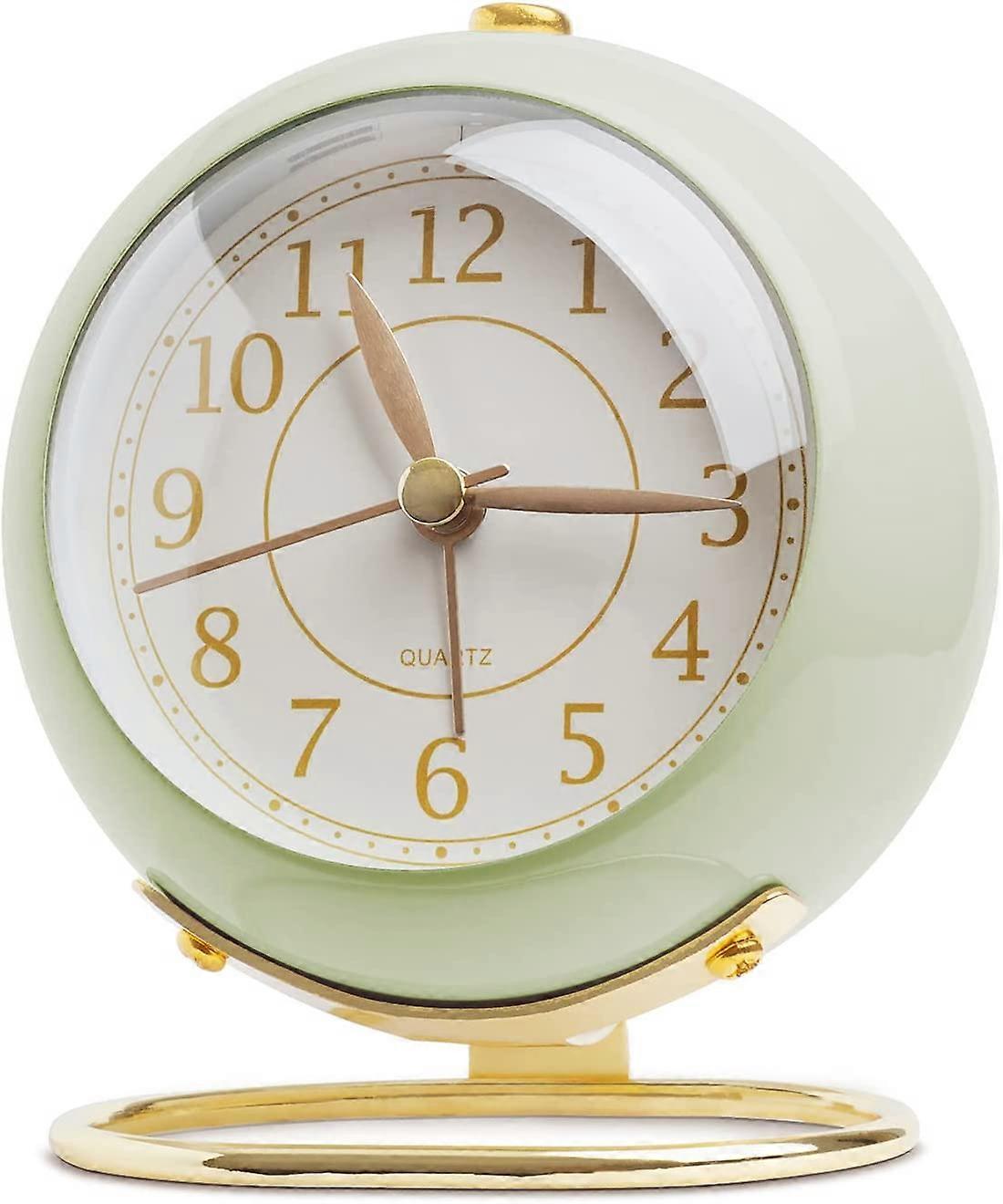 Small Desk Clock, Retro Bedroom Table Vintage Analog Alarm Clock, Silent Non-Ticking Gold Clock
