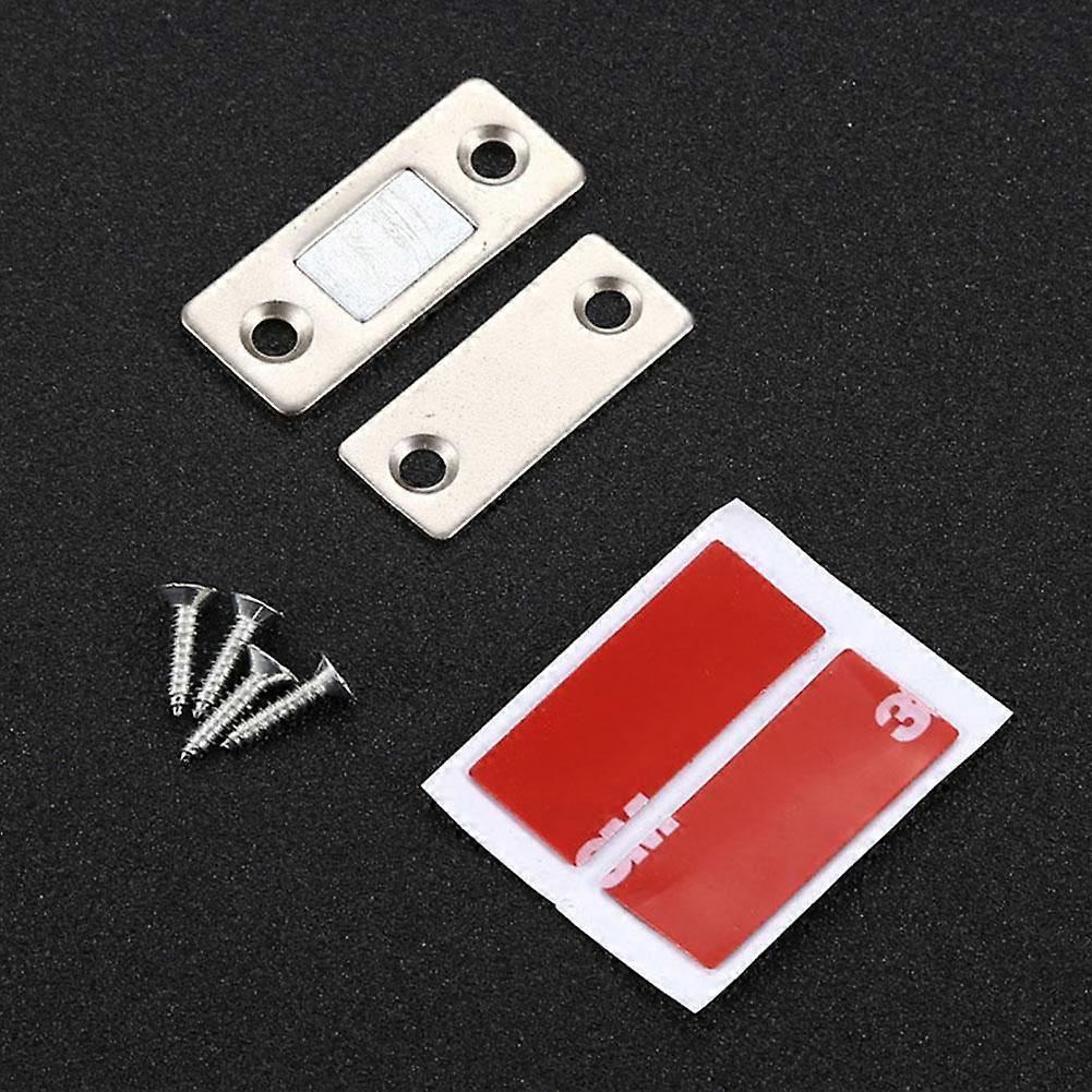 Hole-Free Magnetic Door Attractor