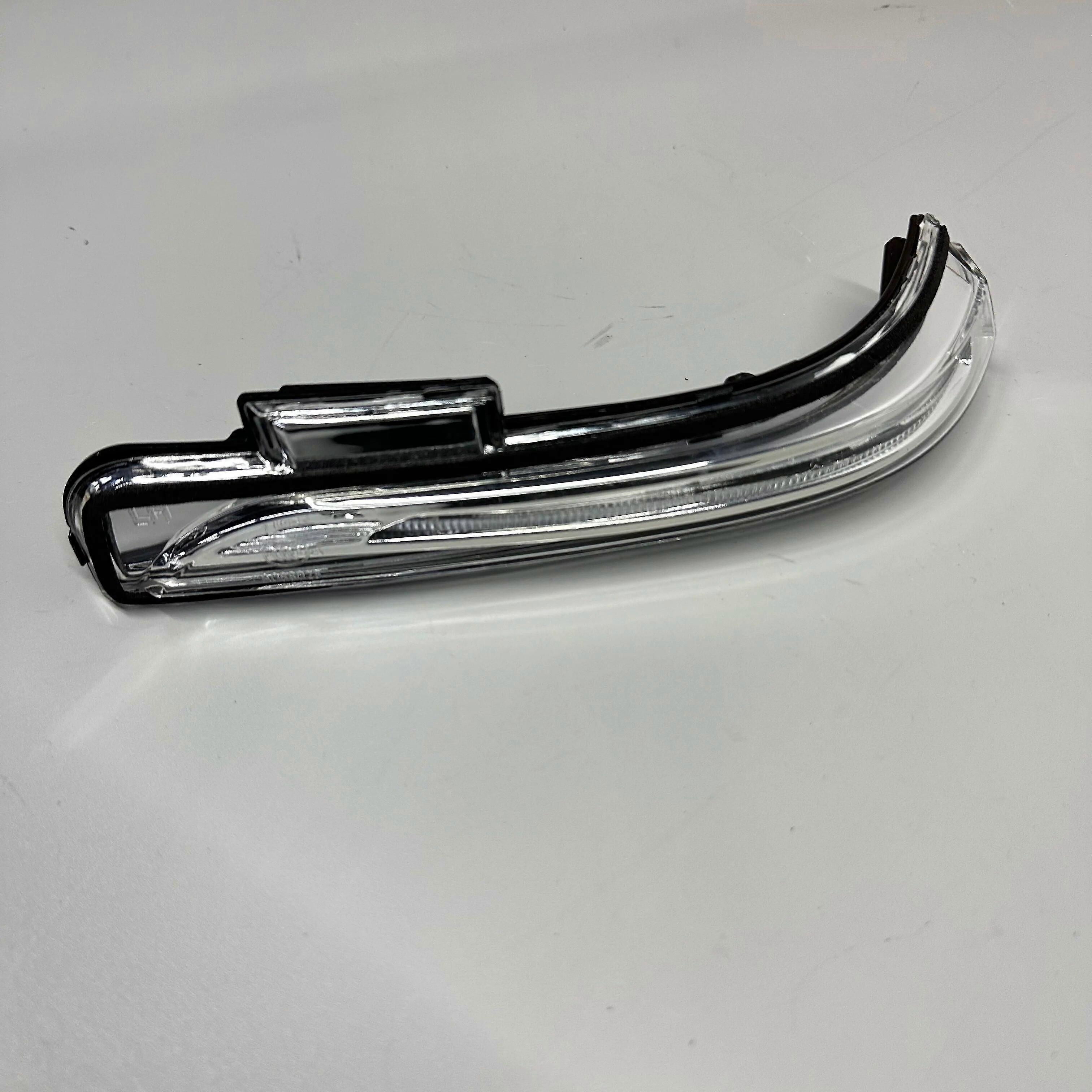 Suitable OEM rearview mirror LED light side lamp for Hyundai IX25 (creta) 87613C9000 87614C9000 Mirror Signal Lamp