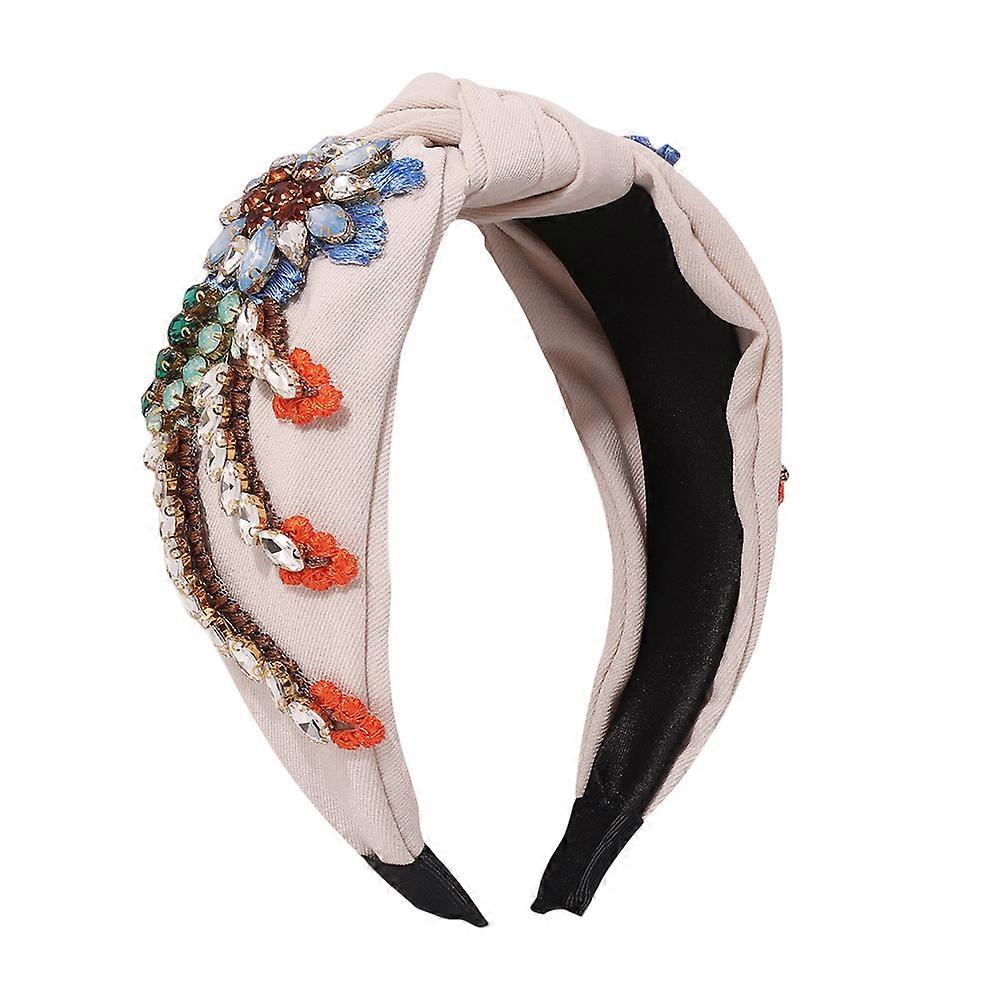 Versatile Headband for Women, Combining Retro Style with Durability, Stylish Choice