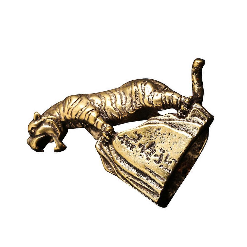 Figurine Small Brass Craft Decor Design Home Use 4.8x4.8cm Desktop Accessory 1Pack