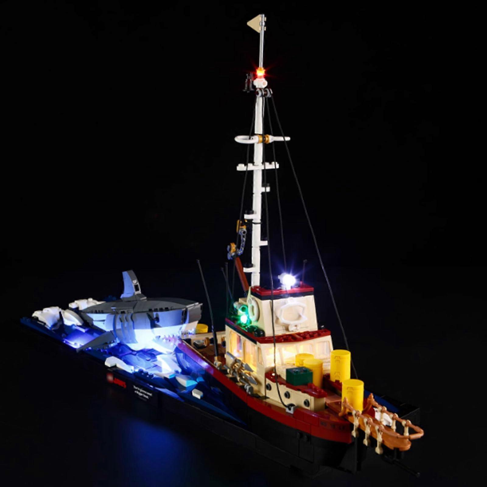 Display Case with Clear LED Lighting Kit for  21350 Jaws Killer Whale Acrylic Model