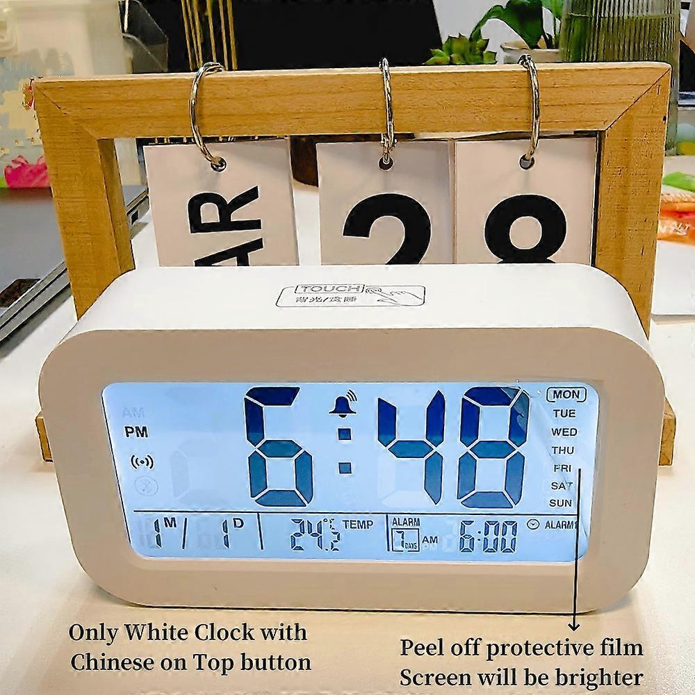 Battery Powered LCD Alarm Clock TEMP Date Week 3 Alarms Backlight Snooze Table  Clock Night Vision Function12/24H Digital Clock