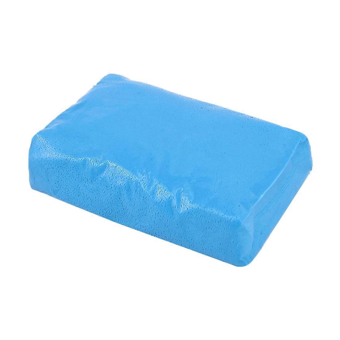 Portable and Useful Car Washing Mud