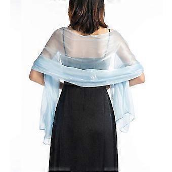 Chal/estola iridiscente azul claro de poliéster sedoso para bodas, damas de honor, bailes de graduación y fiestas. 163 cm x 71 cm.
