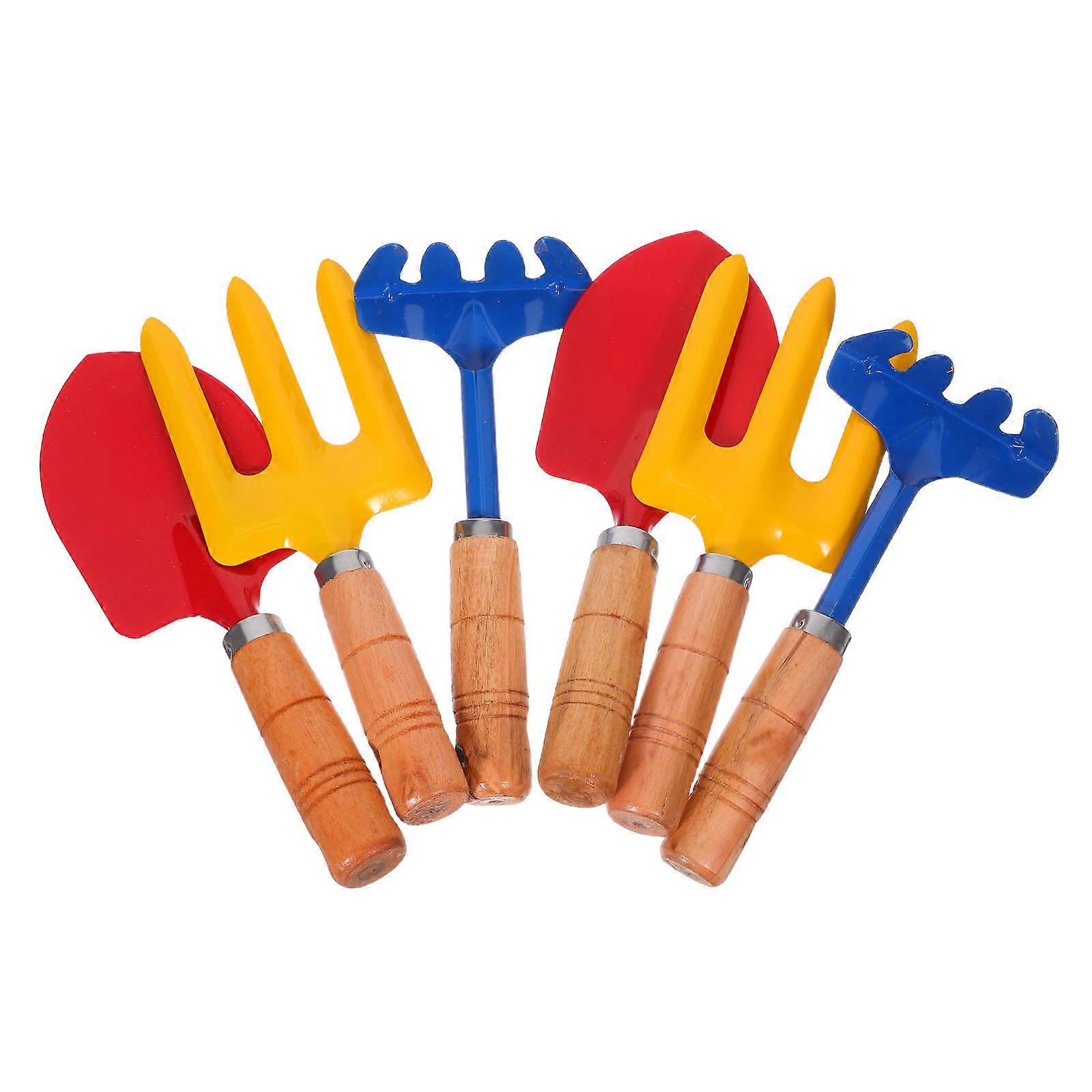Tools, Robust and Rake Set for Active Recreation
