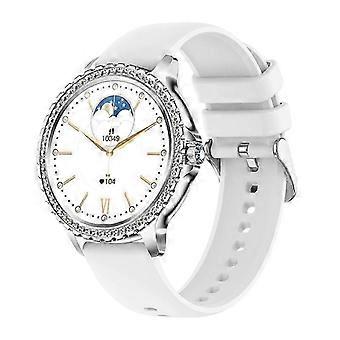 Silver Smartwatch with Bluetooth Calling, 20+ Sports Modes, HD Screen, AI Voice, Water-Resistant