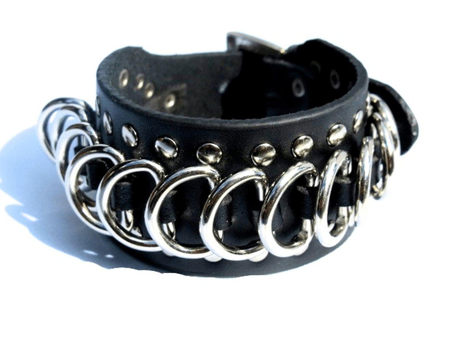 Bracelet en cuir noir avec rivets