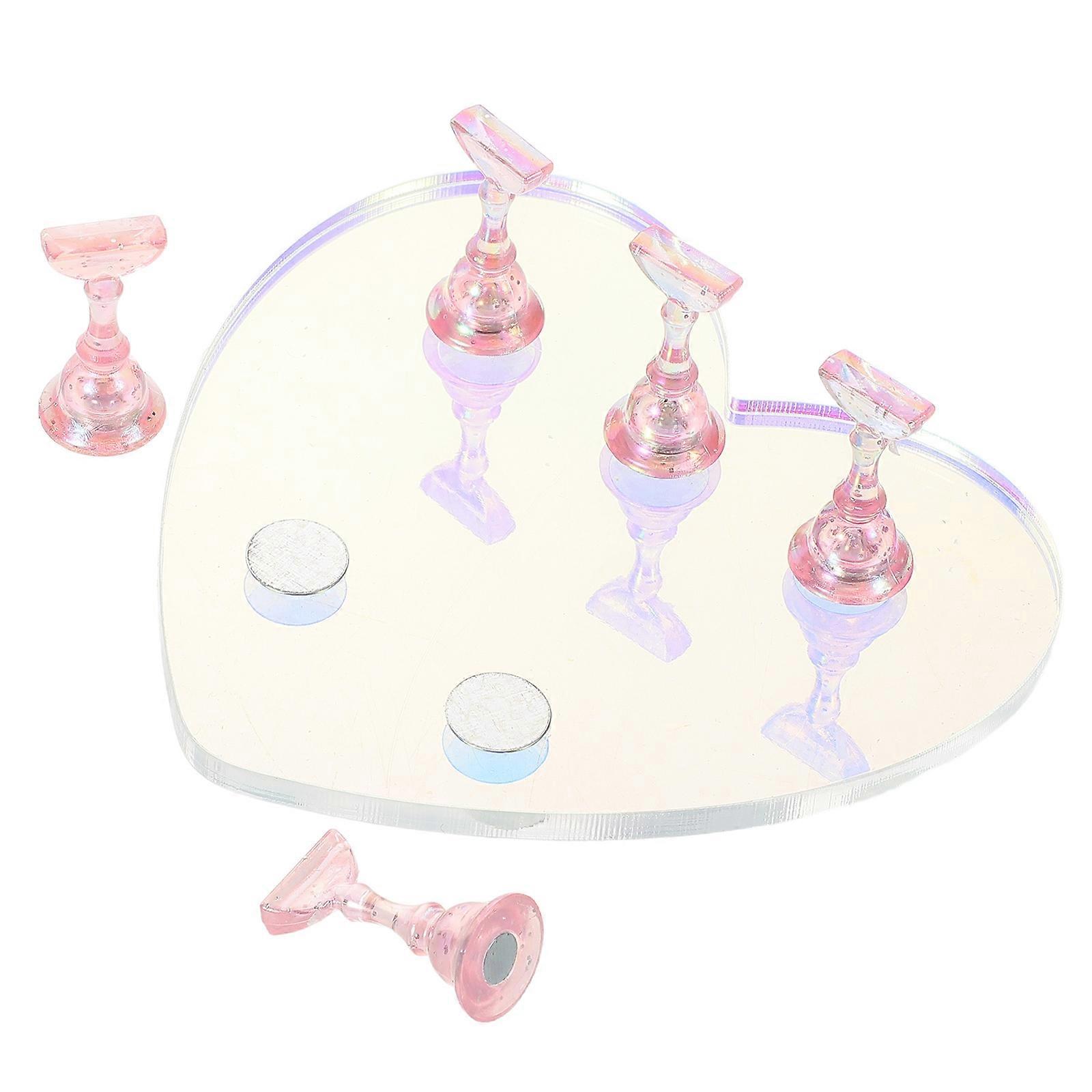 Heart Nail Polish Stand for Fake Fingernail Display and Manicure Practice Tools for Home and Salon Use