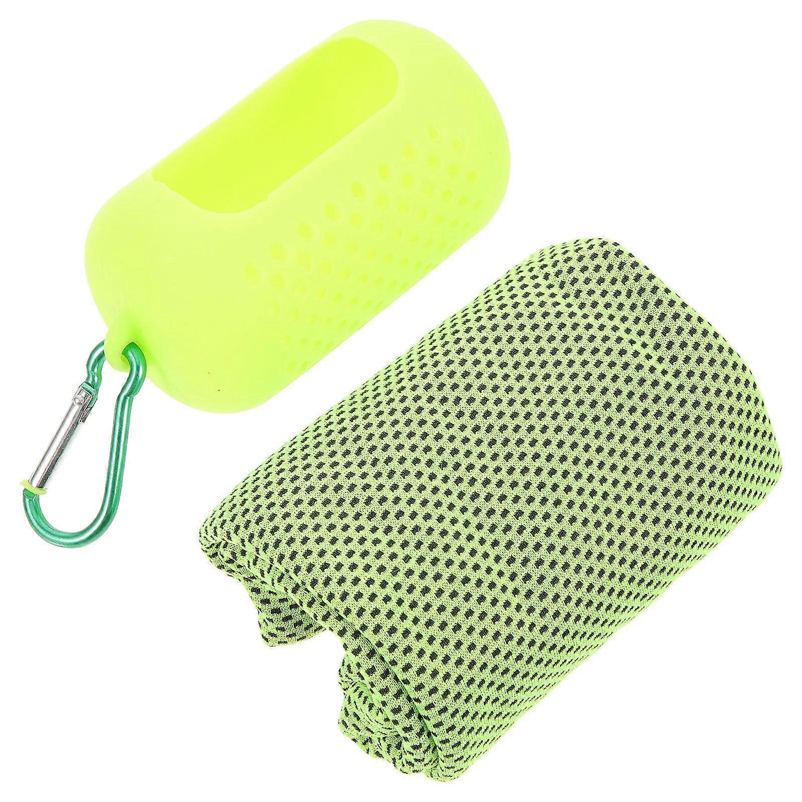 Portable Quick Dry Gym Towel for Sports Use Made of Polyester Light Green Compact Size