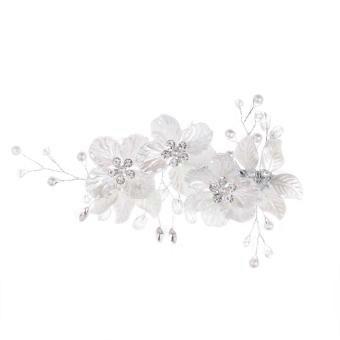 Sparkling Pearl Floral Hair Clip Lightweight