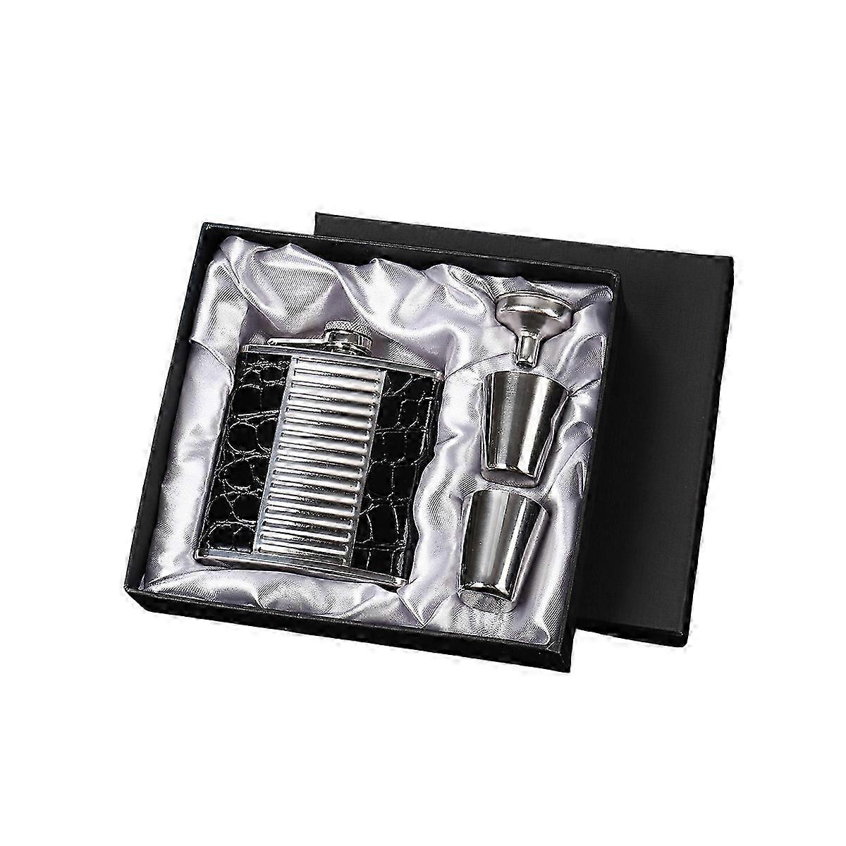 Leather-Finished Stainless Hip Flask Kit