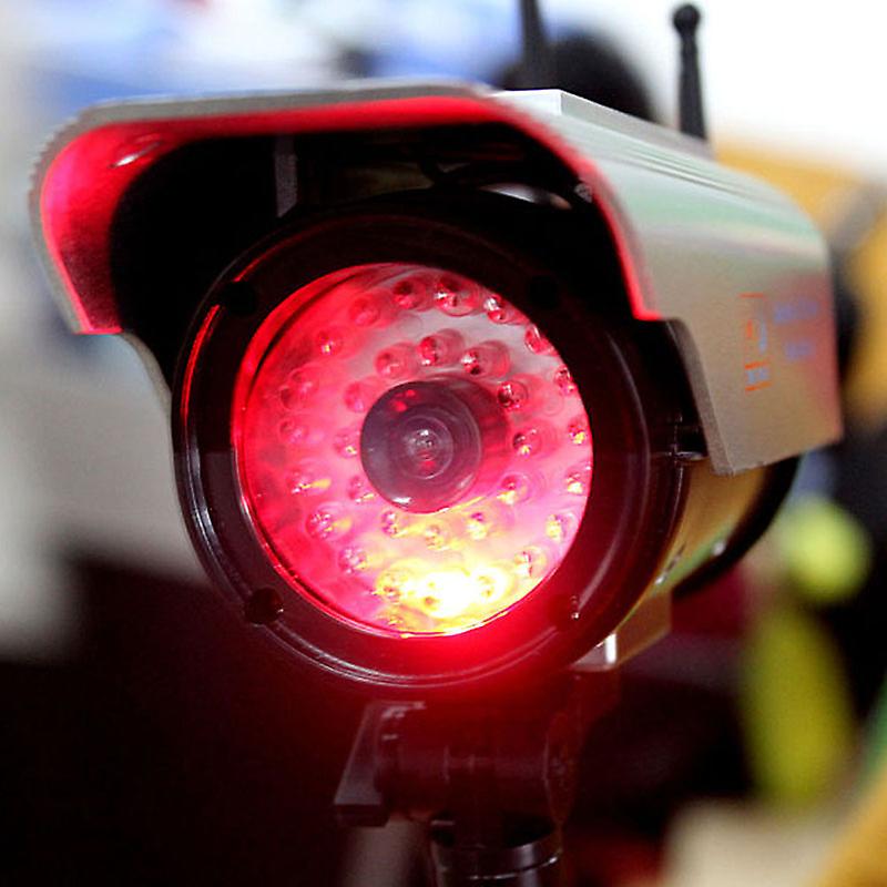 Solar Power Fake Dummy Outdoor Security Home CCTV Camera Flashing LED light