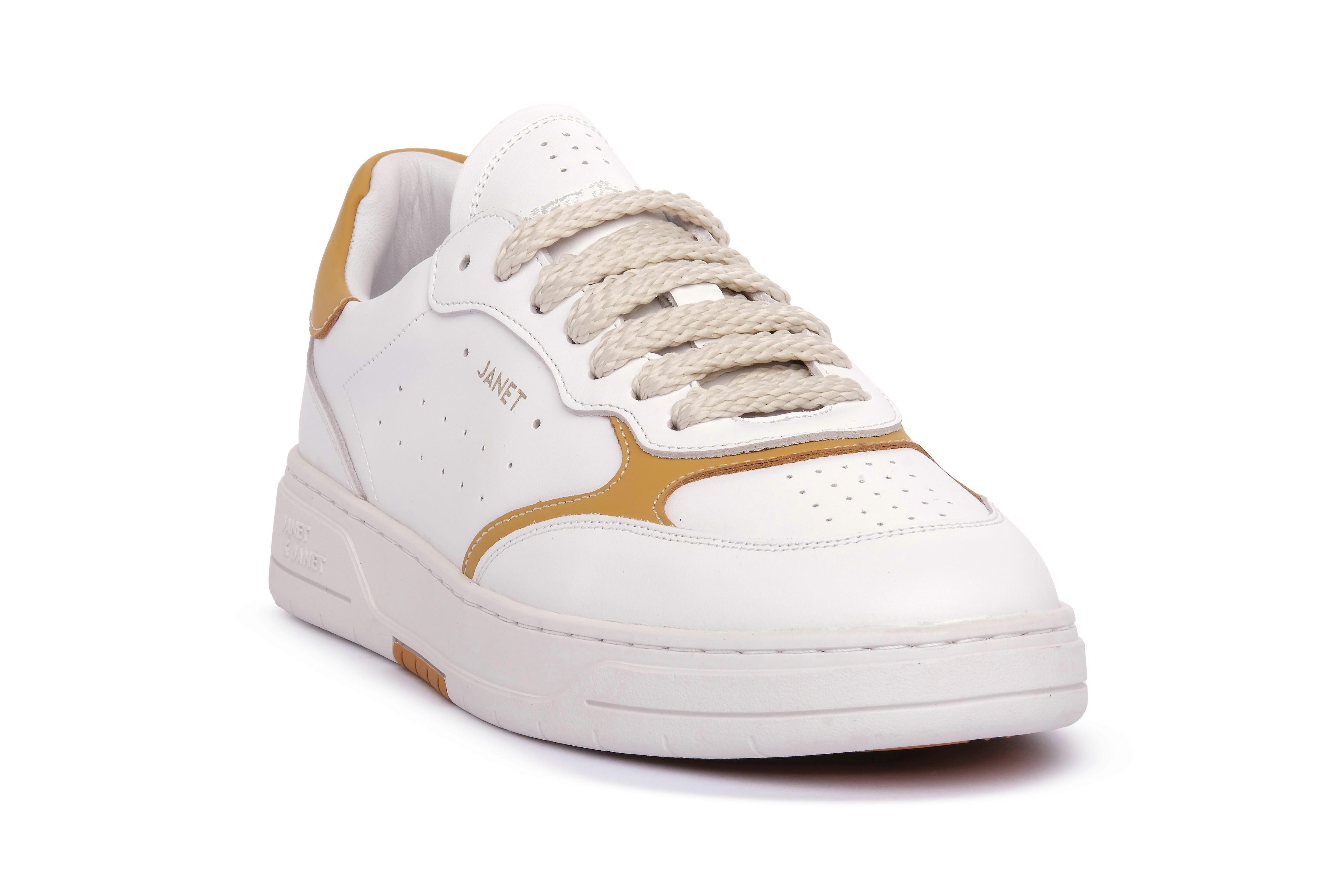 Baskets à la mode Janet & Janet