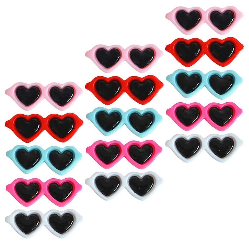 Resin Sunglasses Charm Heart-Shaped Miniature For Crafts And School Projects Adorable Style 1.65X0.67X0.12IN 20Pcs