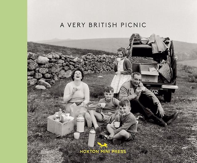 A Very British Picnic by Hoxton Mini Press Paperback Book