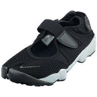 Nike Air Rift Br Womens Walking Sandals in Black White