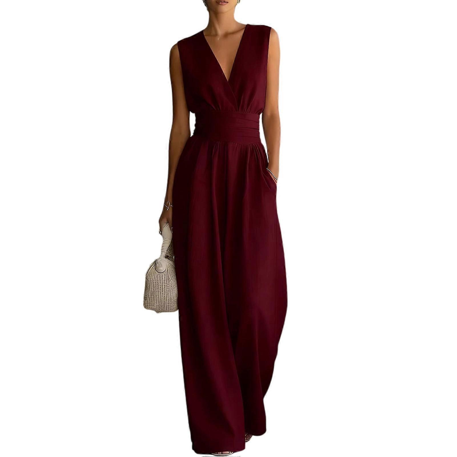 Tuta elegante e semplice, perfetta per cocktail e cene.