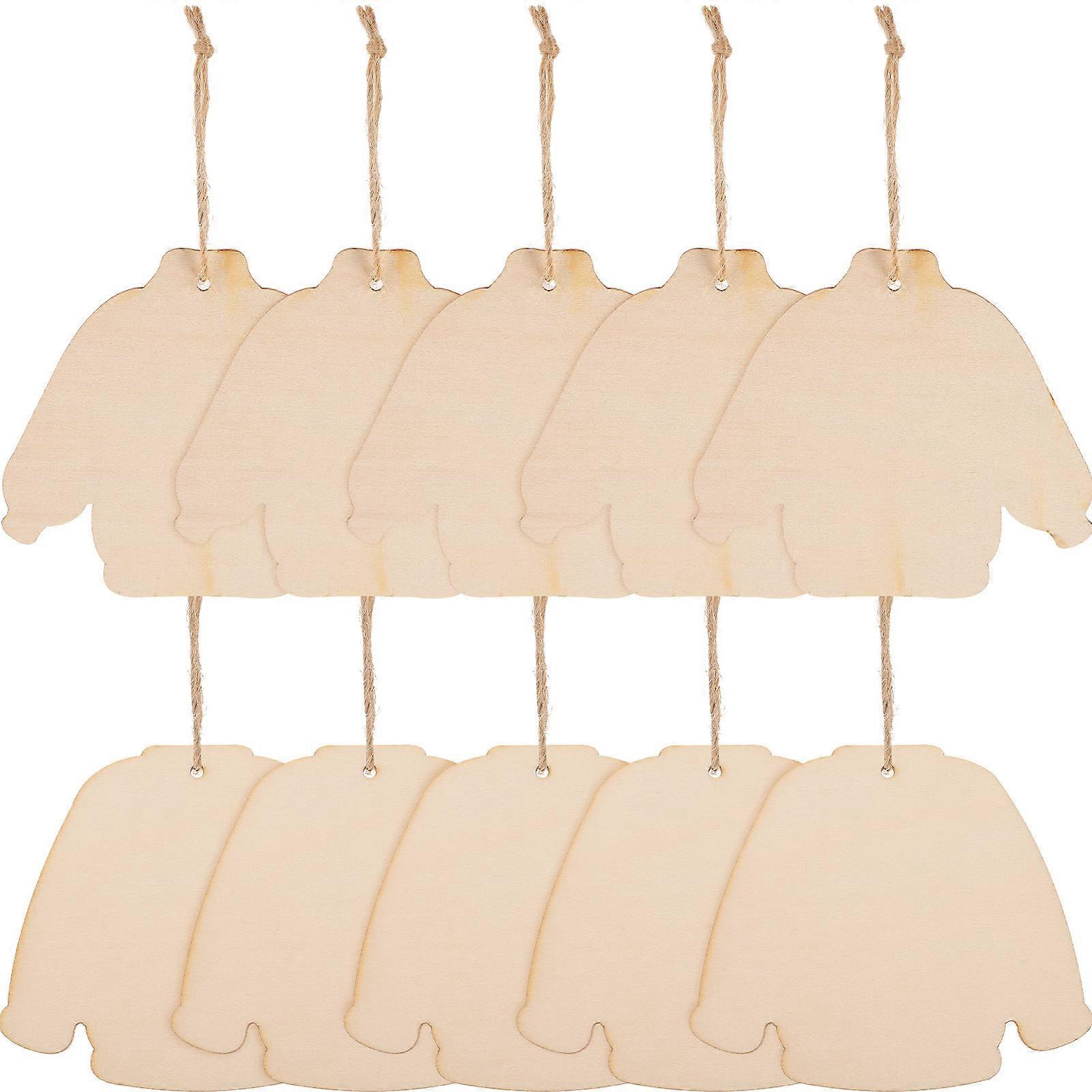 ベージュ色のセーターの形で飾るDIY落書きのための木製クリスマスオーナメントセット1セット