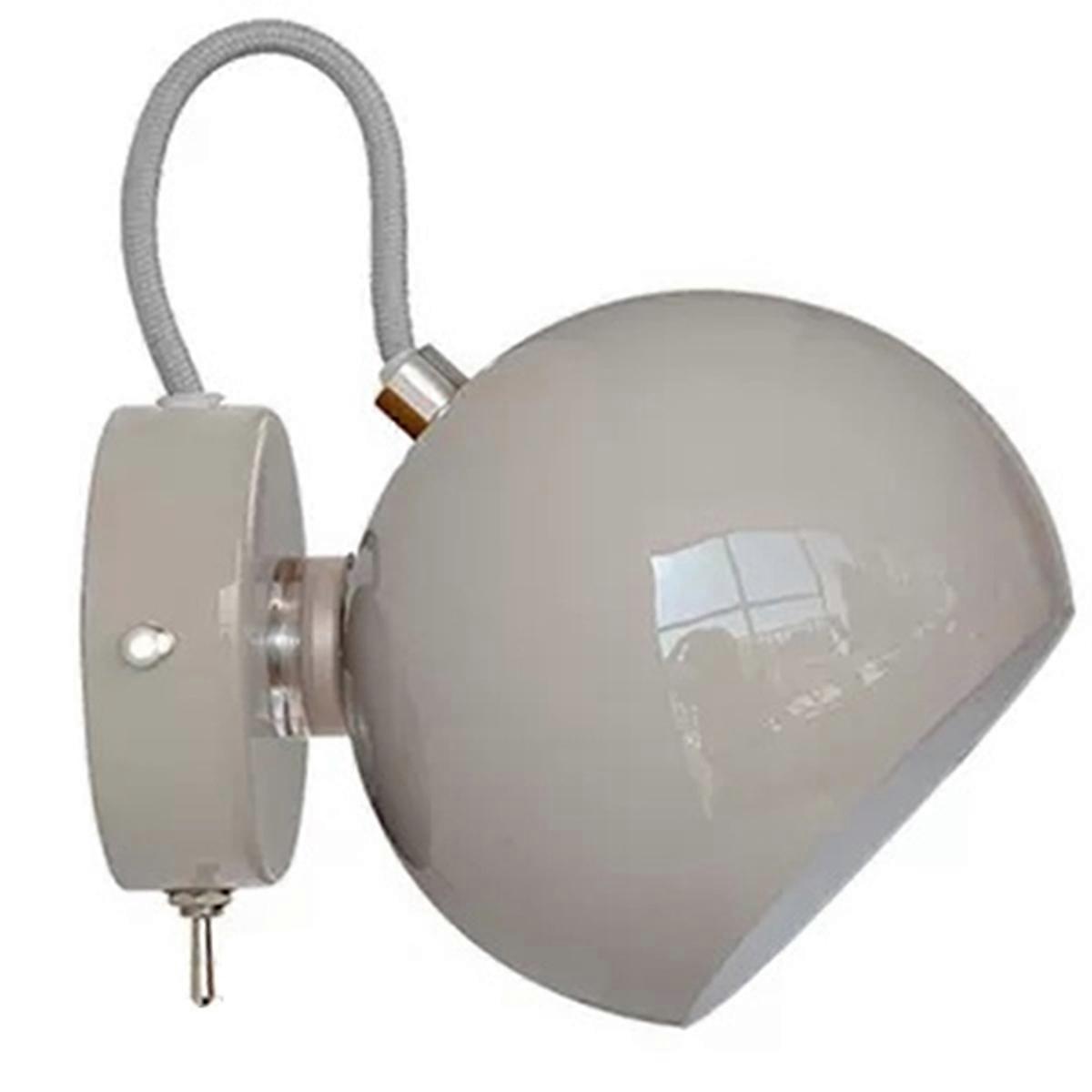 Wall Lamp
Wall Sconces