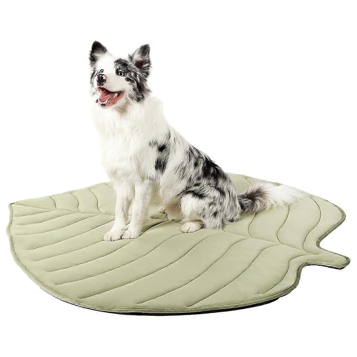 Cooling Mats for Dogs and Cats, Large Leaf-Shaped, Non-Slip Cotton Pet Bed Mat, Lightweight, Washable, Soft & Comfortable (Green, M)