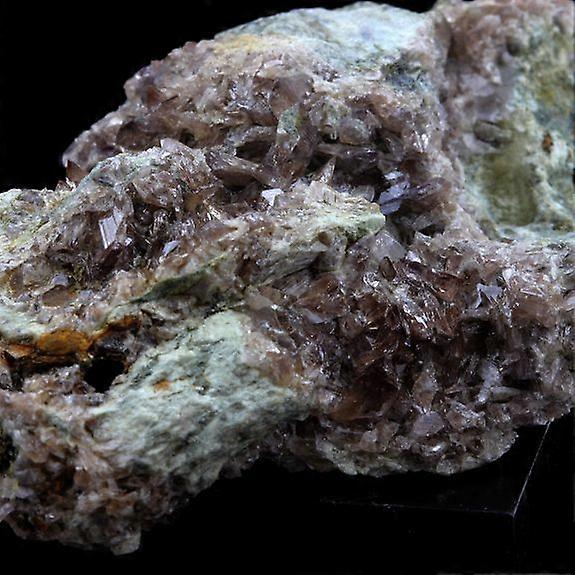 Axinite 492.0 carats