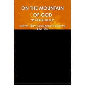 On The Mountain Of God - Pastor - Paperback - en Book