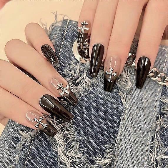 Eksplosiv svart spiker Croix hjertekors avtagbar bærbar rustning