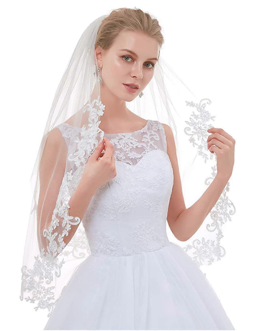 Two Tier Lace Edge Bridal Veil with Comb for Wedding Ceremony