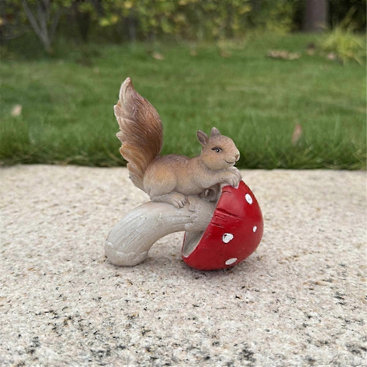 Squirrel Mushroom Resin Statue Ornaments