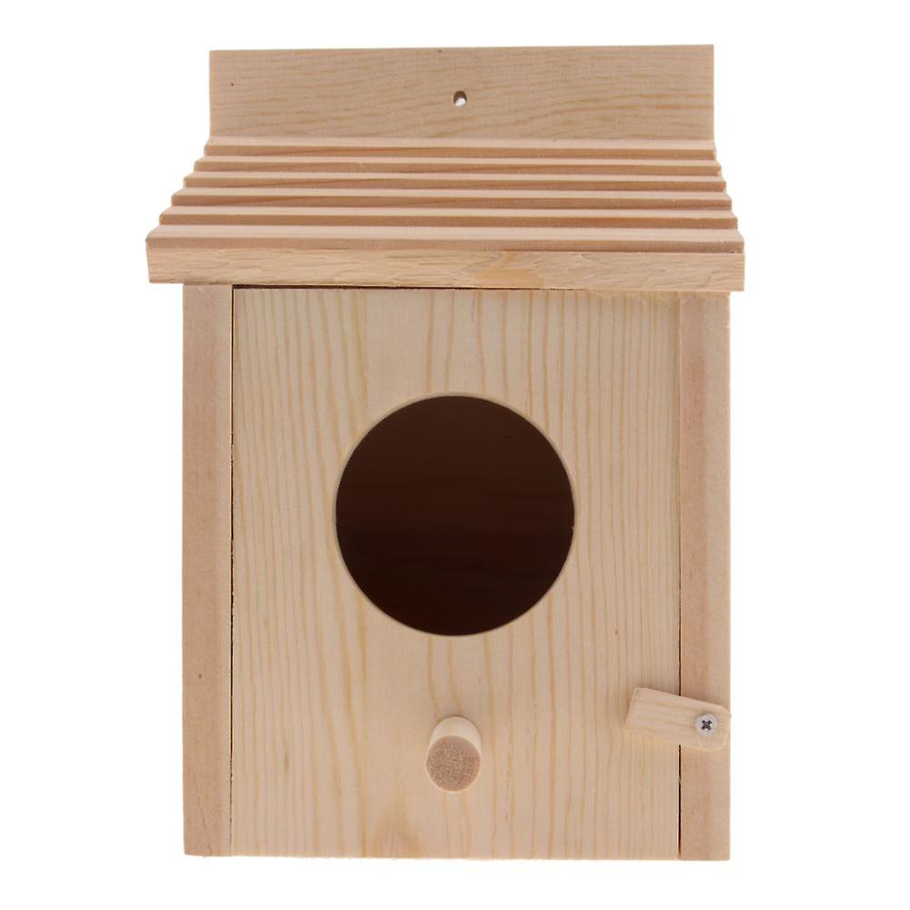 Traditional Solid Wood Bird Nesting Box