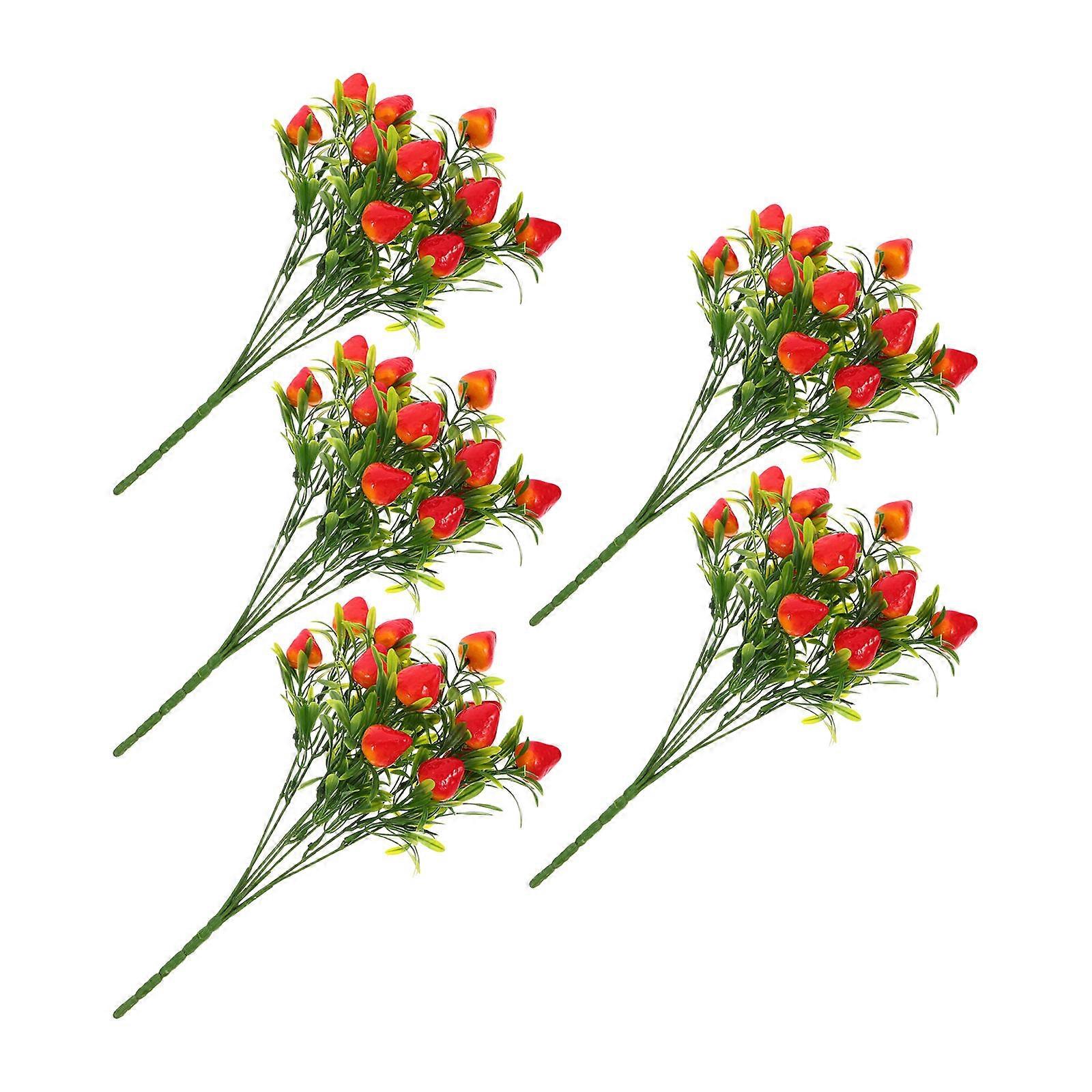 Simulation strawberry stem for vase装饰, featuring bright colors and realism