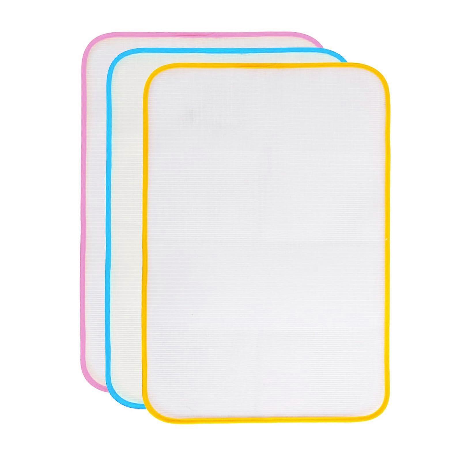 Heatresistant ironing mesh cloth, protective ironing net to prevent damage and on clothing, 40 x 60 cm, 3 pieces.