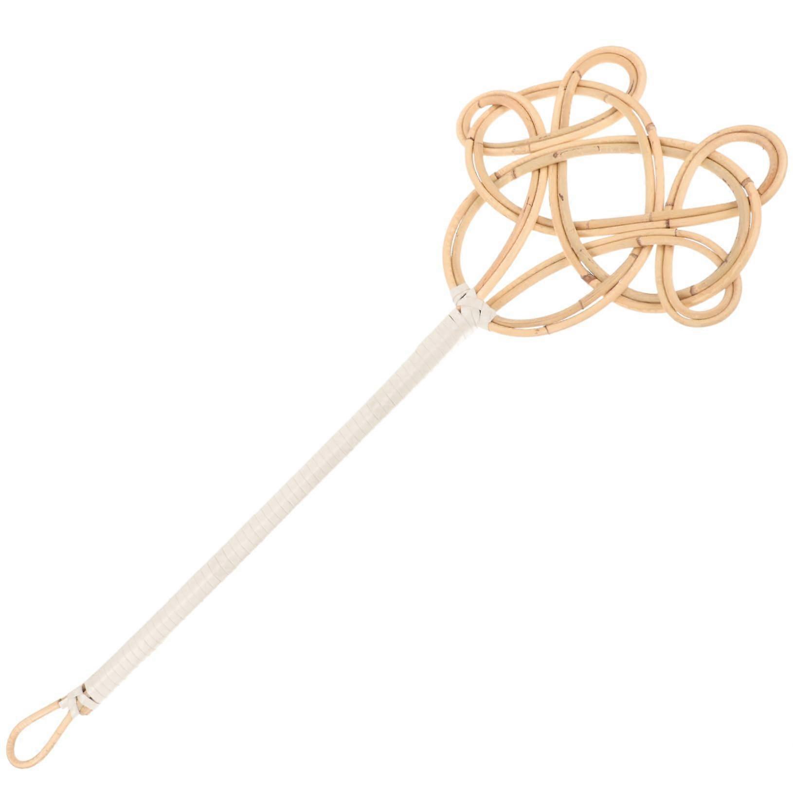 Long Handle Quilt Duster with Soft Fluffy Head for Carpets Rugs Blankets Easy Grip Cleaning