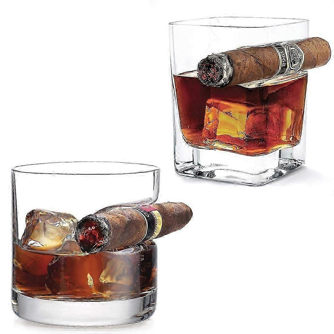 Whiskey glass with cigar rest for easy smoking