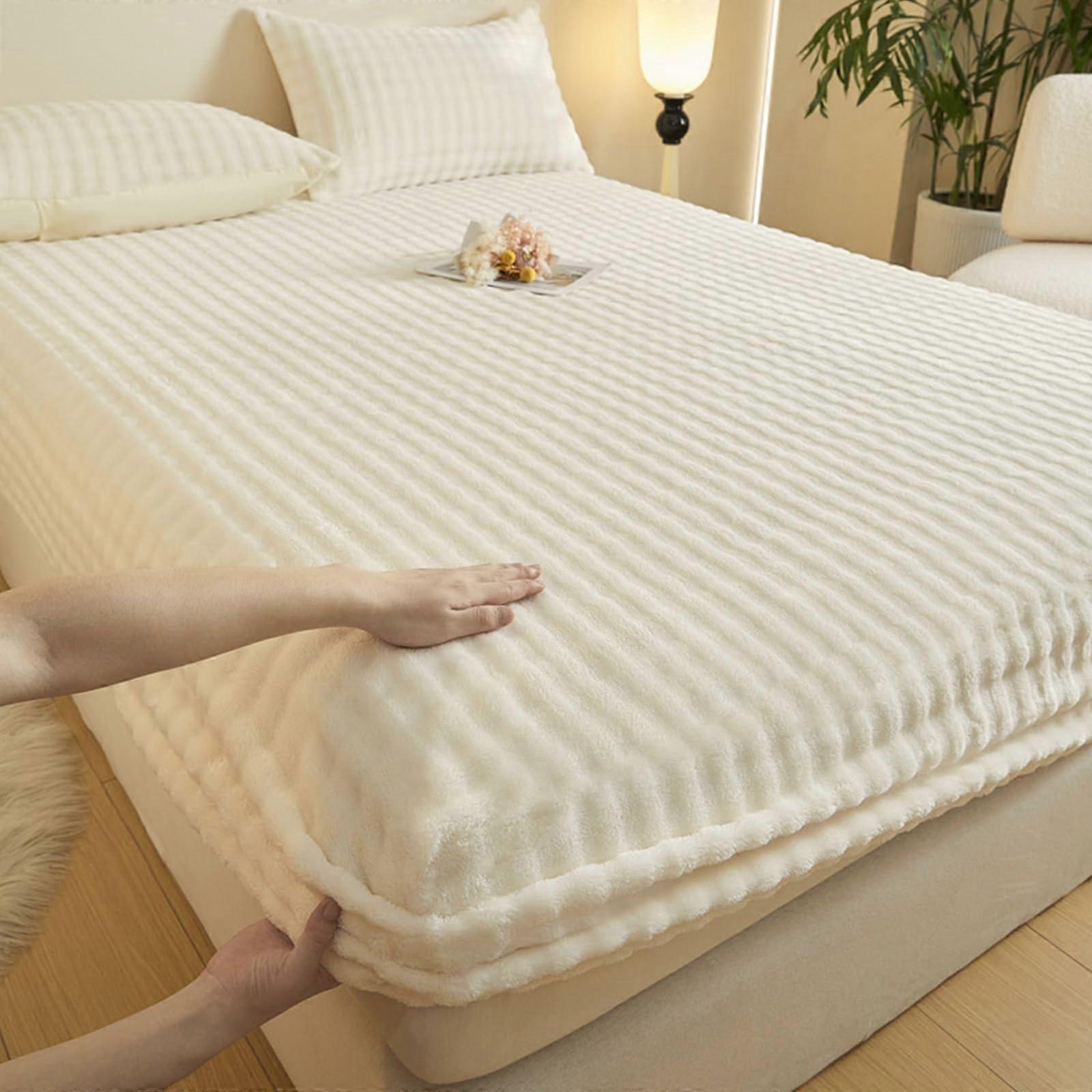 Plush Bed Sheet Thick Soft Fitted Sheet With 11.8Inch Deep Pocket NonPilling White 200x220cm Elastic All Around