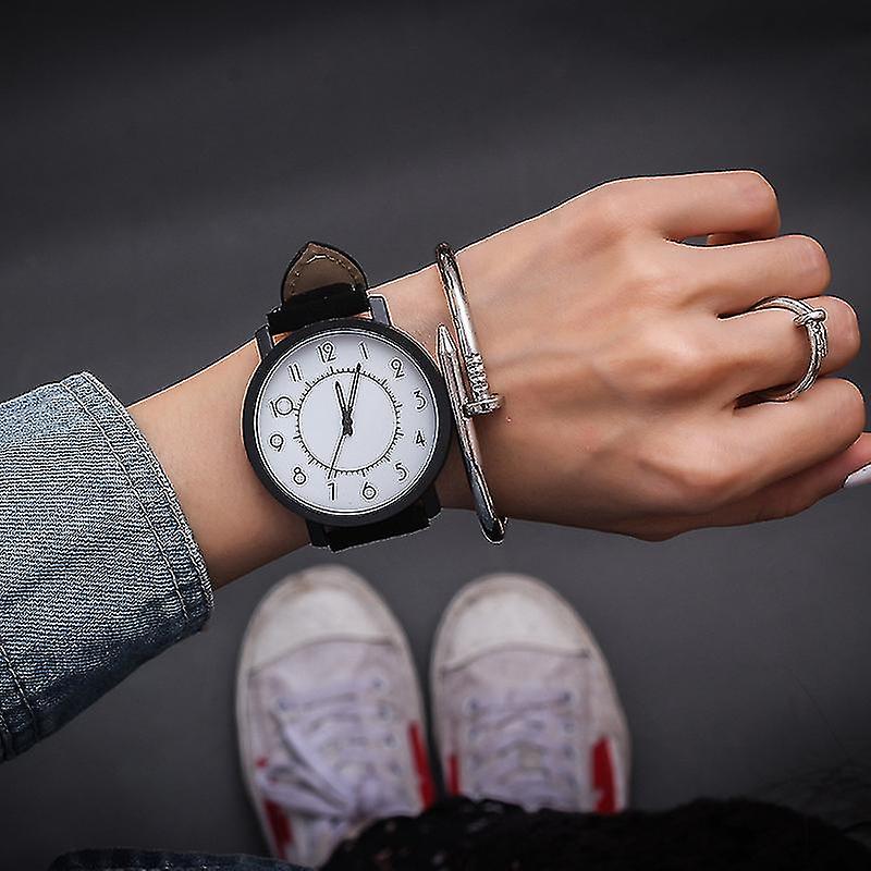 Reloj de moda para mujer con esfera grande