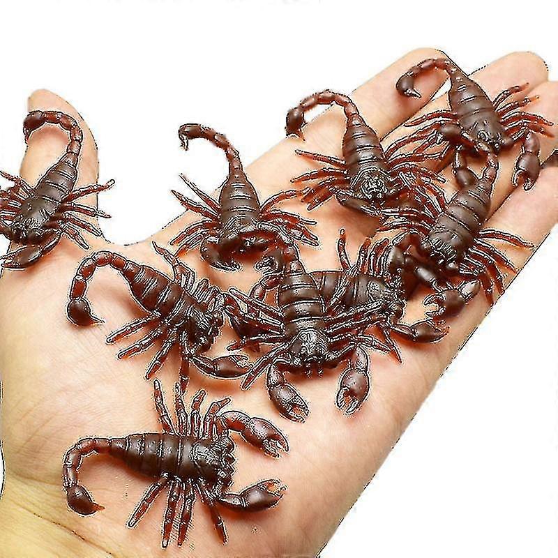 100pcs Farce Faux cafards en caoutchouc Scorpion Centipede pour le poisson d’avril