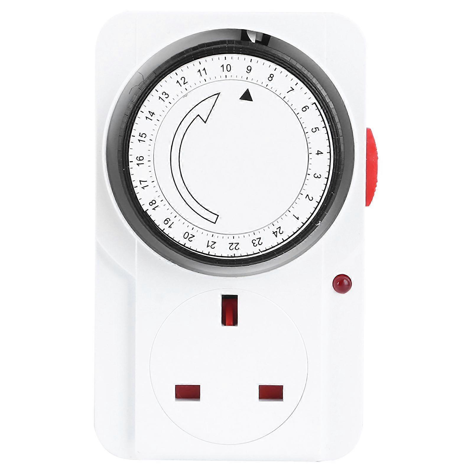 Intelligent 24 Hour Cycle Mechanical Timing Power Switch Timer Plug Socket  240V