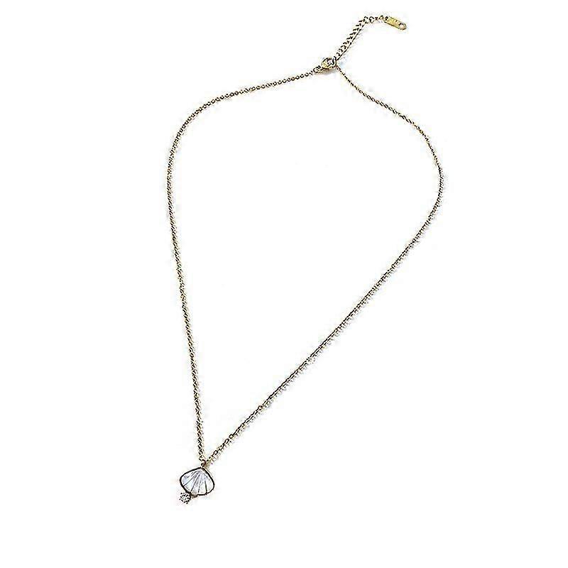 Shell Pendant Necklace
