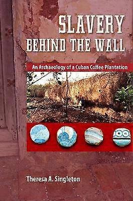 Sclavia în spatele zidului